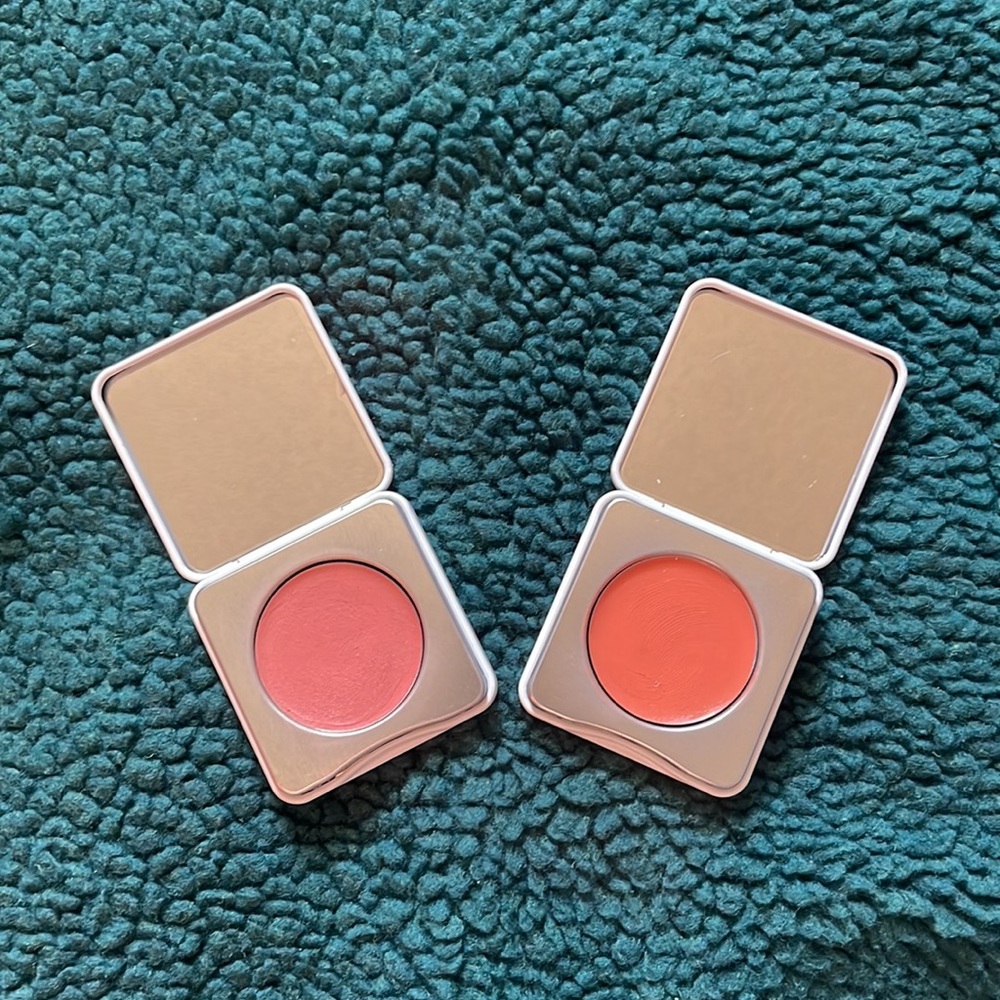 Honest beauty blushes (Shades - Rose pink and Coral peach)